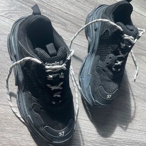 Balenciaga Women’s Triple S White Sneaker
